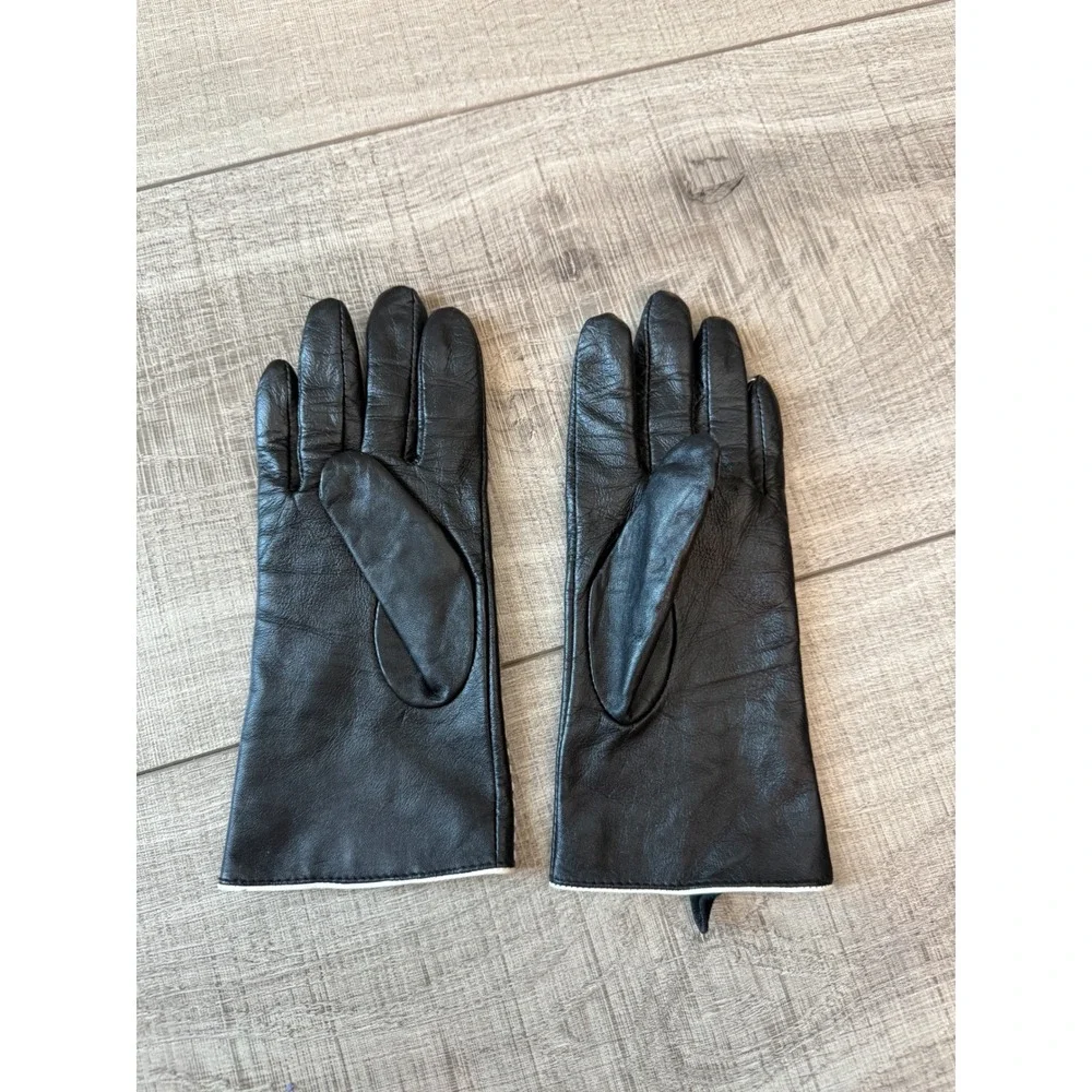 Merona Black Gloves White Contrast Stitching Small Medium